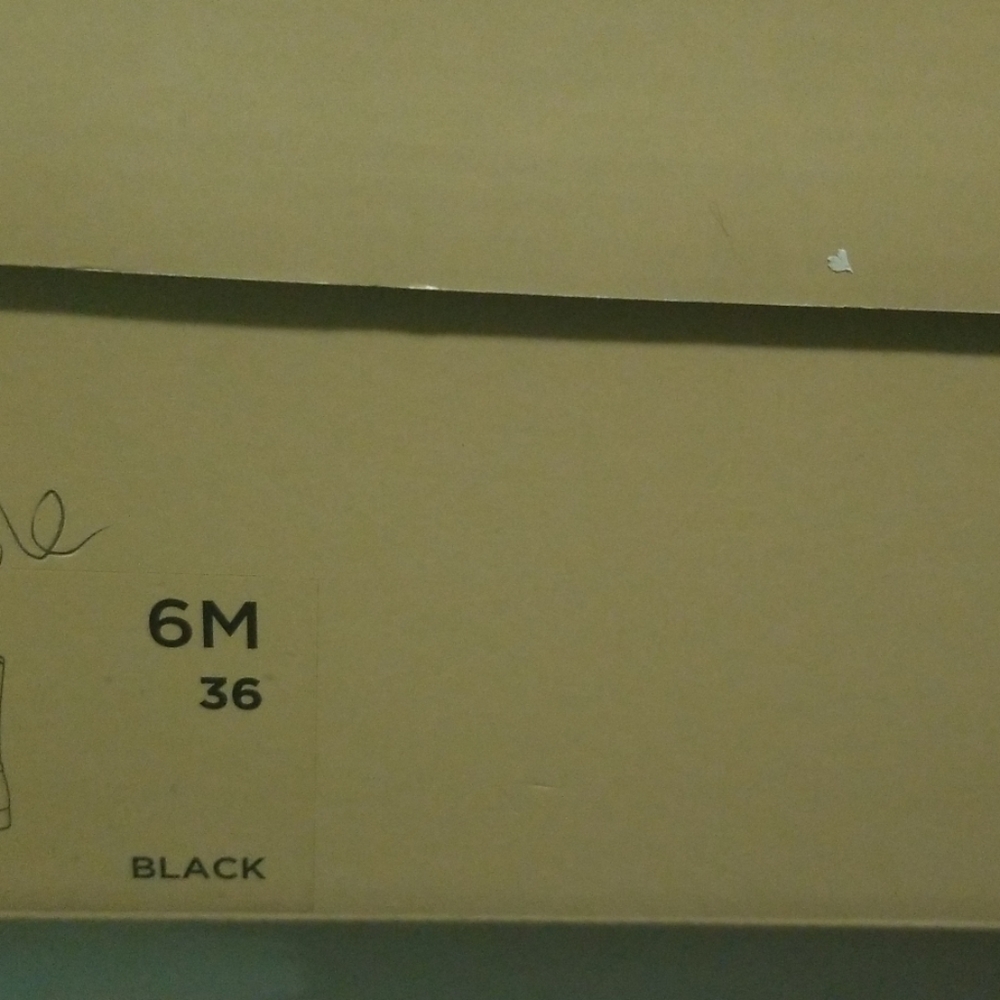 Michael kors rain boots - Picture 4 of 4